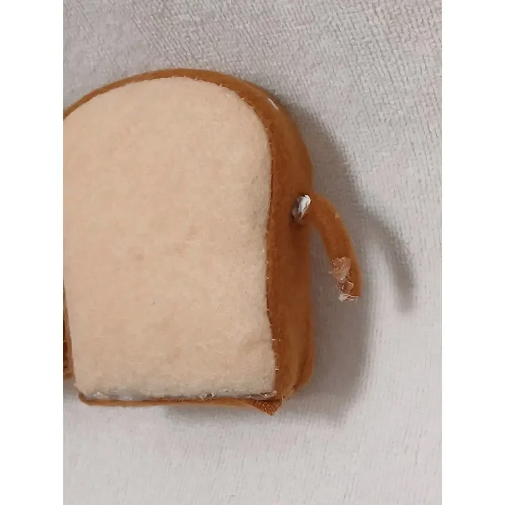 Target Felt Duo Figurine Wondershop Hyde Eek‎ Spritz 2022 23 Peanut Butter Jelly